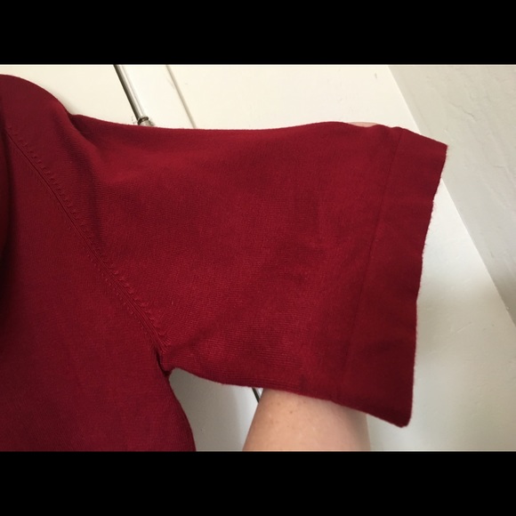 Rgl New York Burgundy Cowl Neck NWOT - Picture 6 of 6